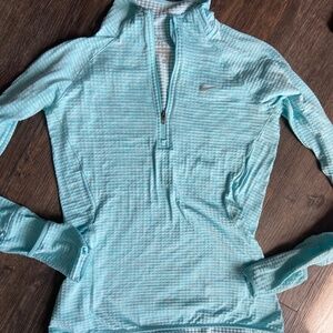 Nike 1/4 zip running pullover